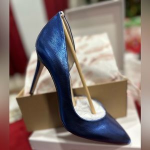 Brand New Jessica Simpson blue metallic pumps